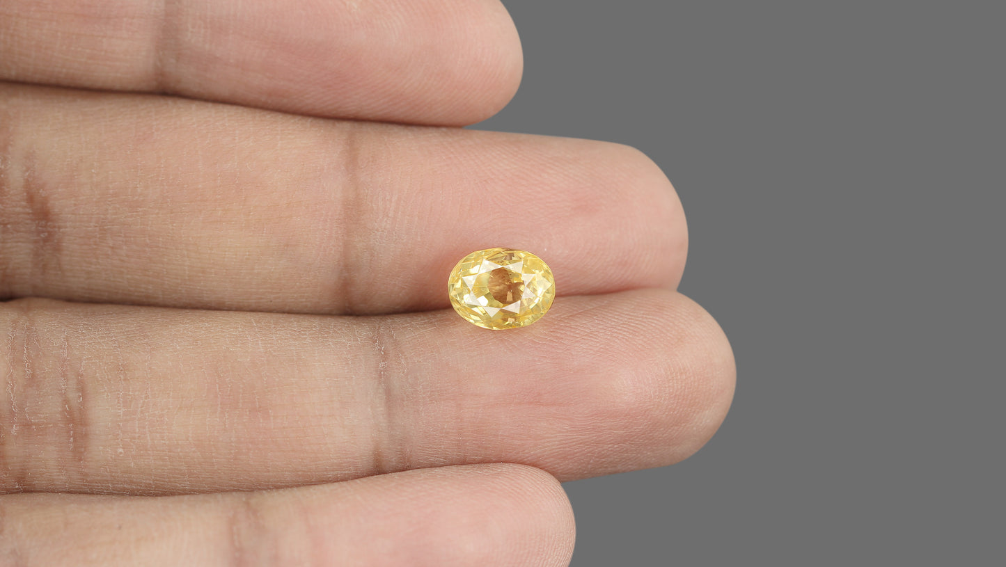 Natural Yellow Sapphire (Pukhraj) 4.50 Carats
