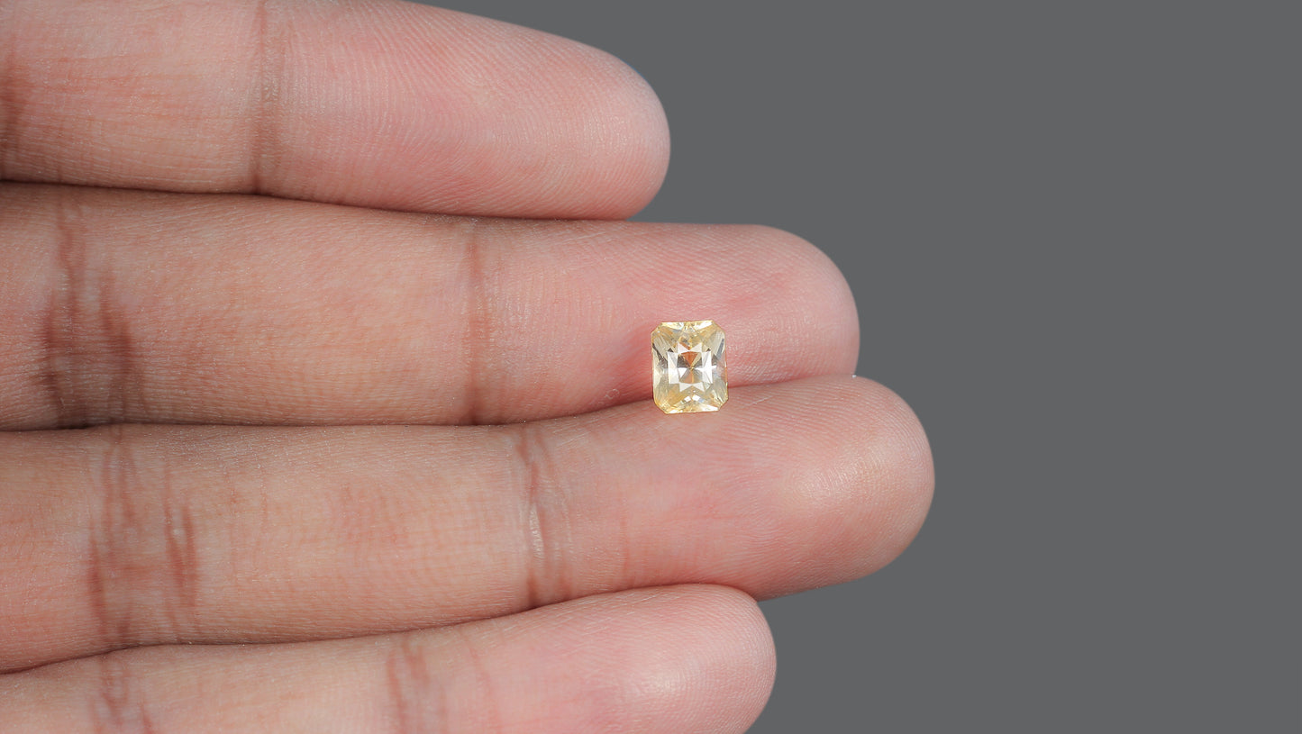 Natural Yellow Sapphire (Pukhraj) 1.91 Carats