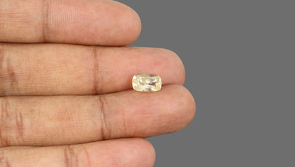 Natural Yellow Sapphire (Pukhraj) 2.70 Carats