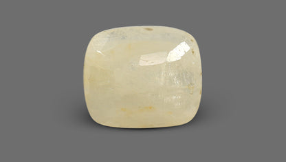 Natural Yellow Sapphire (Pukhraj) 10.88 Carats