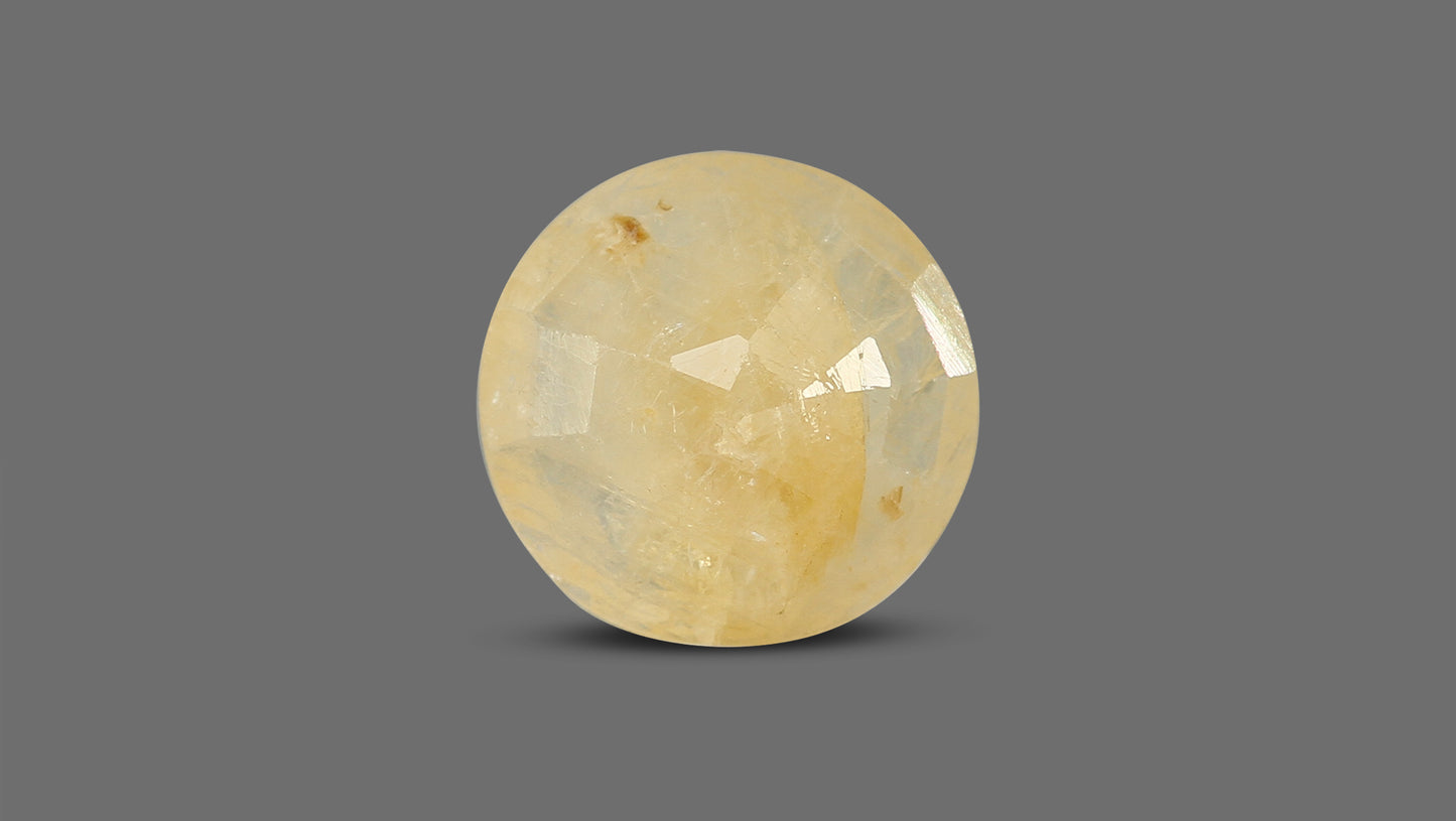 Natural Yellow Sapphire (Pukhraj) 4.60 Carats