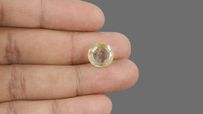 Natural Yellow Sapphire (Pukhraj) 8.96 Carats