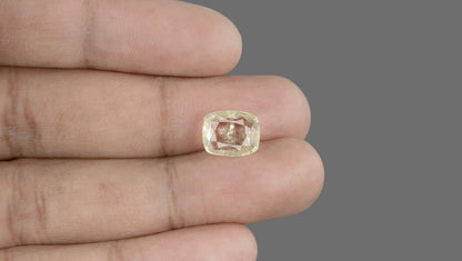 Natural Yellow Sapphire (Pukhraj) 5.95 Carats