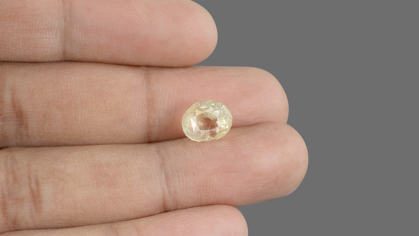 Natural Yellow Sapphire (Pukhraj) 6.91 Carats