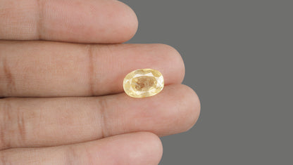 Natural Yellow Sapphire (Pukhraj) 7.58 Carats