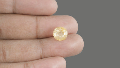 Natural Yellow Sapphire (Pukhraj) 7.44 Carats