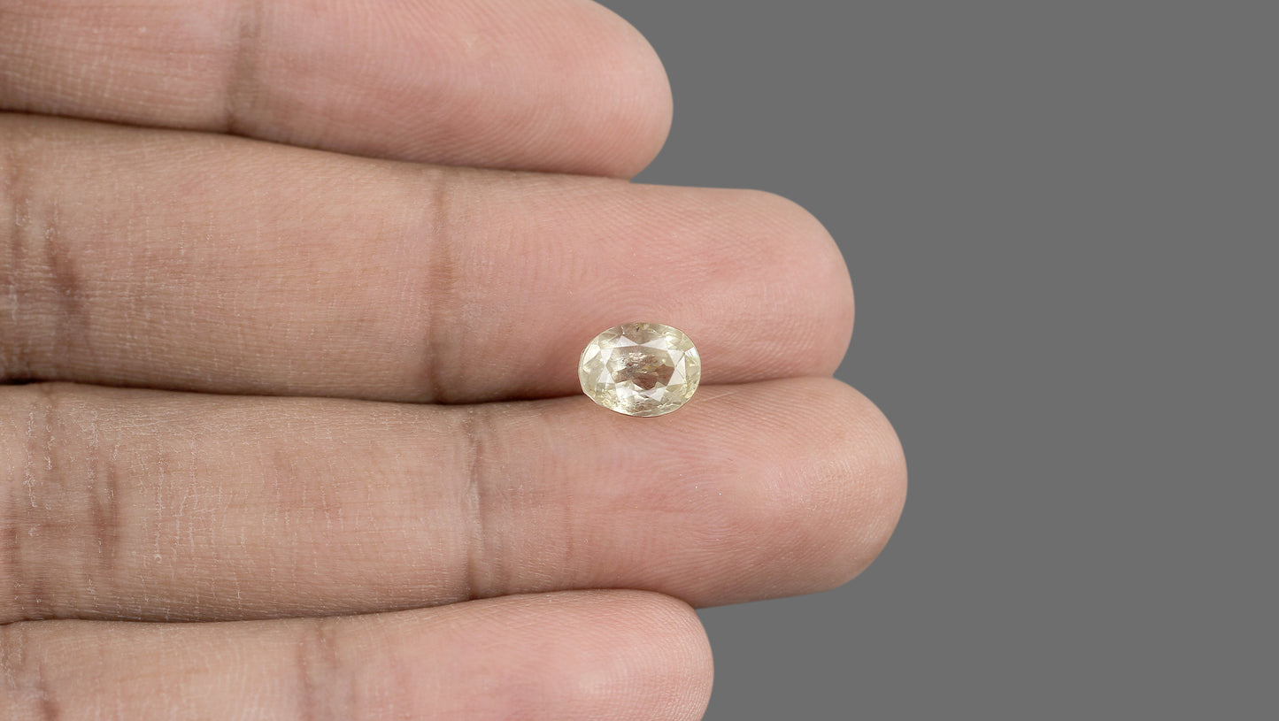 Natural Yellow Sapphire (Pukhraj) 3.71 Carats