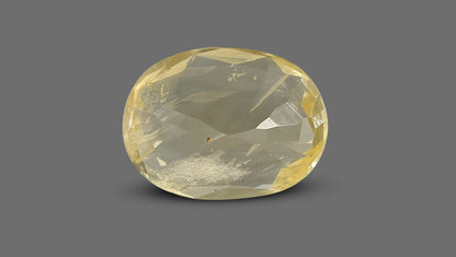 Natural Yellow Sapphire (Pukhraj) 3.26 Carats