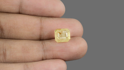 Natural Yellow Sapphire (Pukhraj) 7.19 Carats