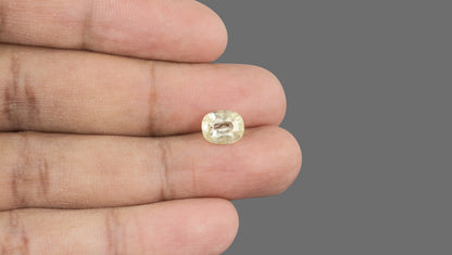 Natural Yellow Sapphire (Pukhraj) 3.42 Carats