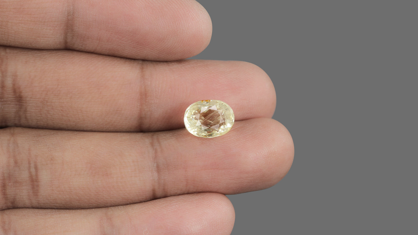Natural Yellow Sapphire (Pukhraj) 6.92 Carats