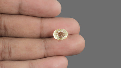 Natural Yellow Sapphire (Pukhraj) 6.92 Carats
