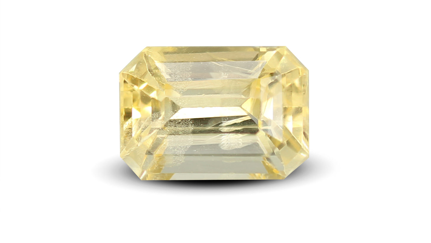 Natural Yellow Sapphire (Pukhraj) 4.60 Carats