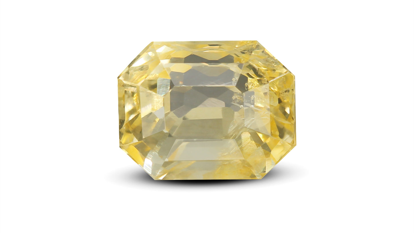 Natural Yellow Sapphire (Pukhraj) 6.57 Carats