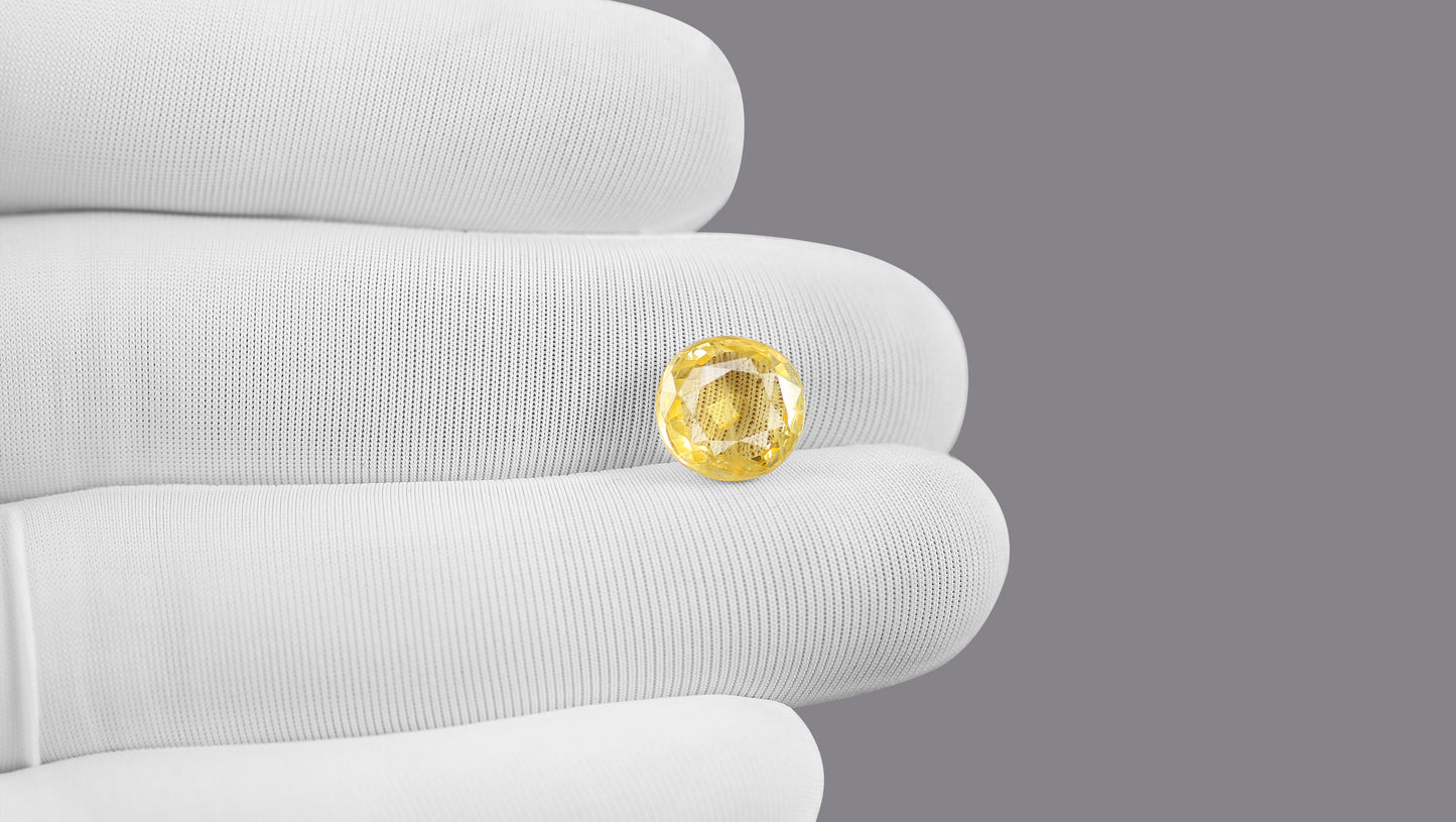 Natural Yellow Sapphire (Pukhraj) 6.11 Carats
