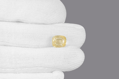 Natural Yellow Sapphire (Pukhraj) 6.70 Carats