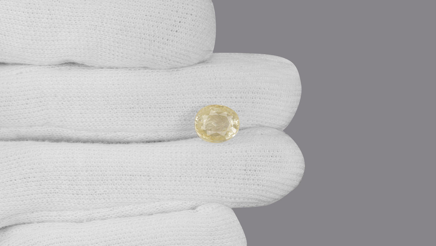 Natural Yellow Sapphire (Pukhraj) 7.26 Carats