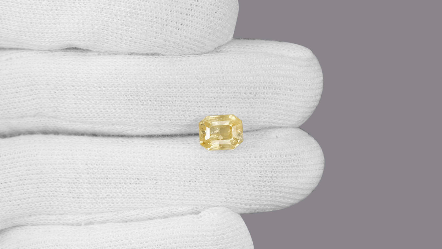 Natural Yellow Sapphire (Pukhraj) 5.30 Carats