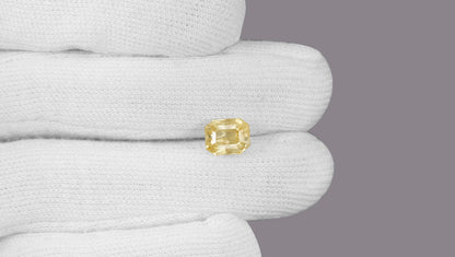 Natural Yellow Sapphire (Pukhraj) 5.30 Carats