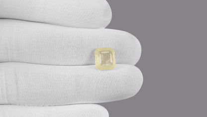 Natural Yellow Sapphire (Pukhraj) 5.42 Carats