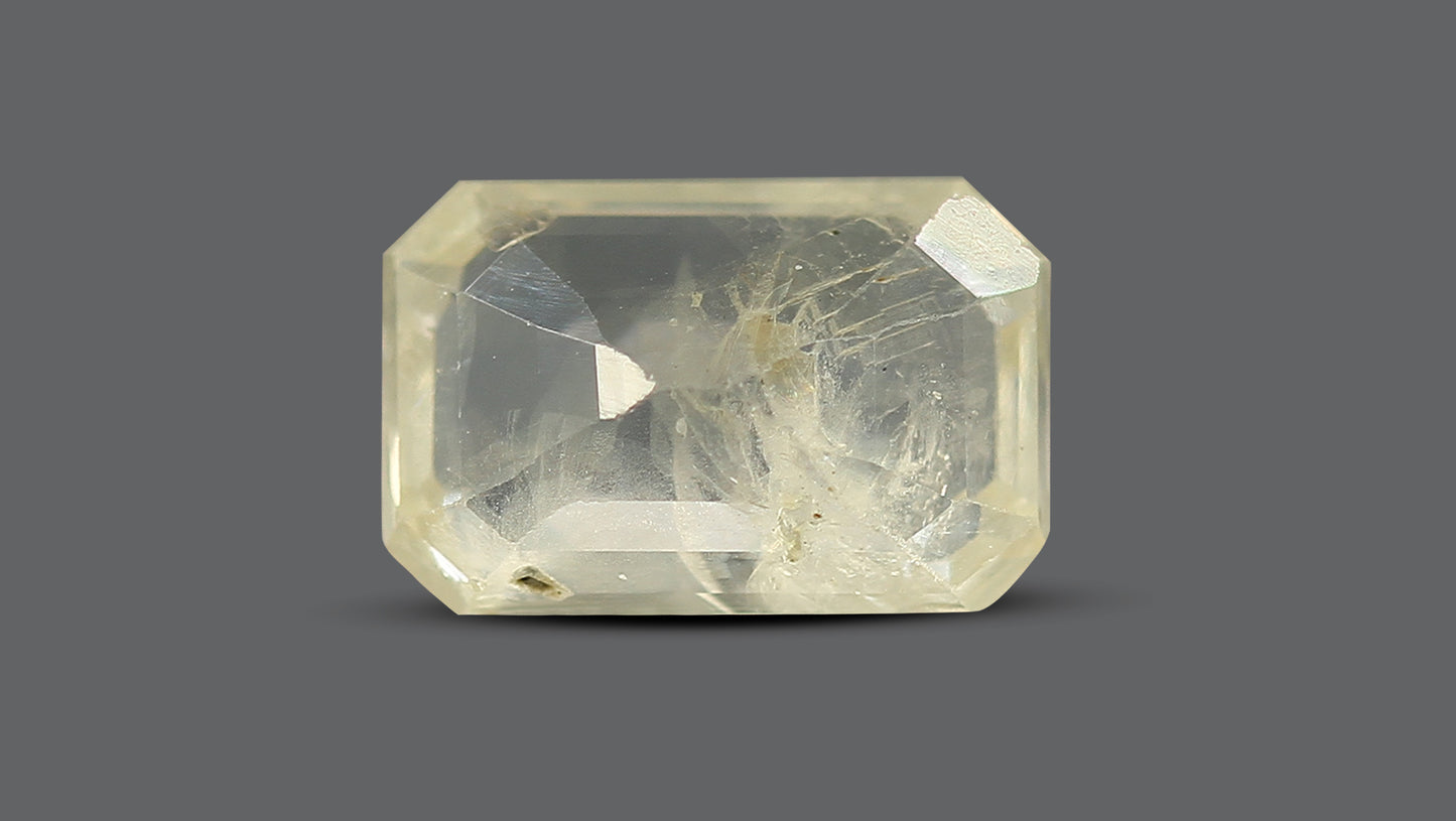 Natural Yellow Sapphire (Pukhraj) 4.27 Carats