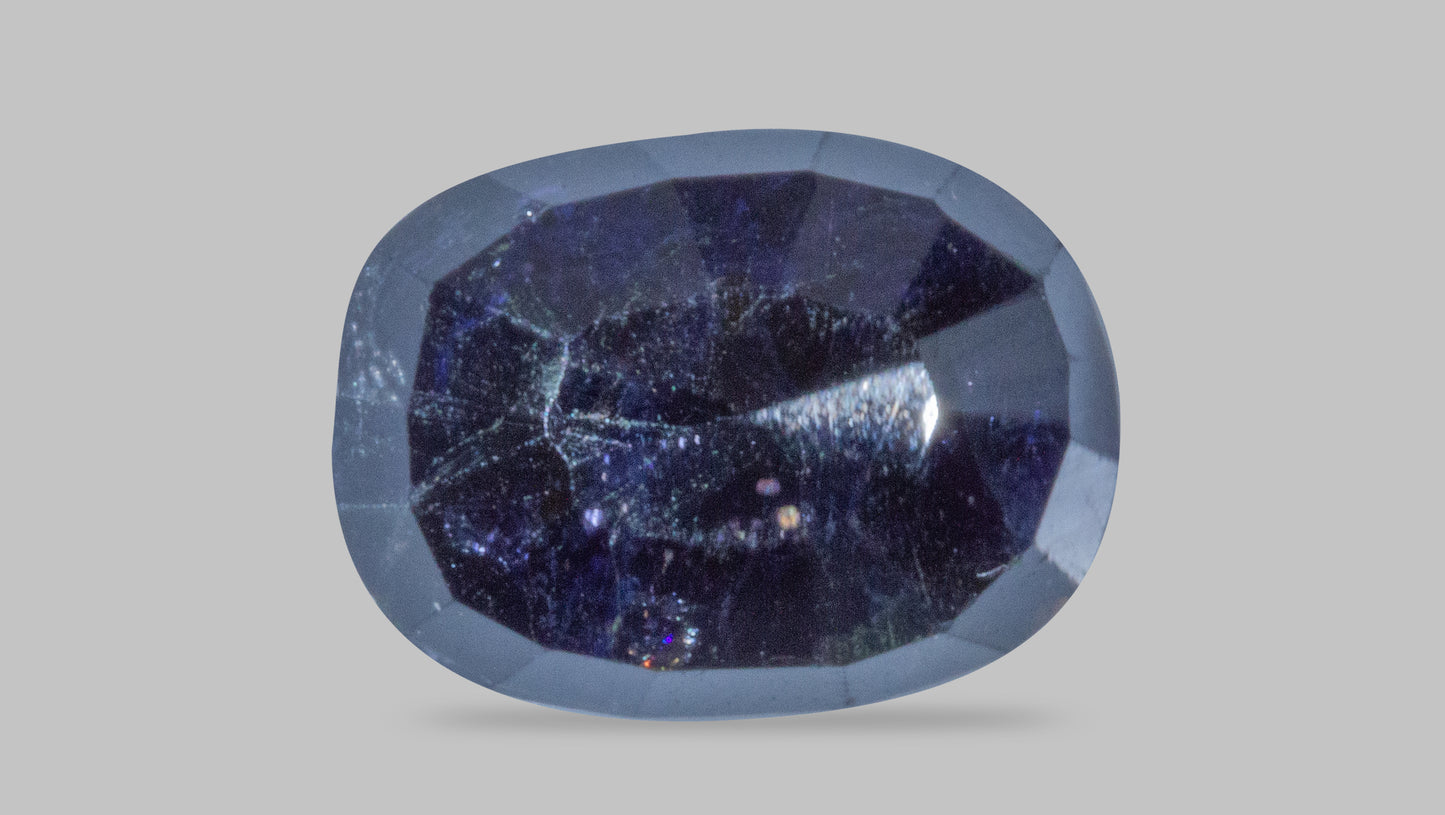 NATURAL IOLITE(NEELI) 3.89 CARATS