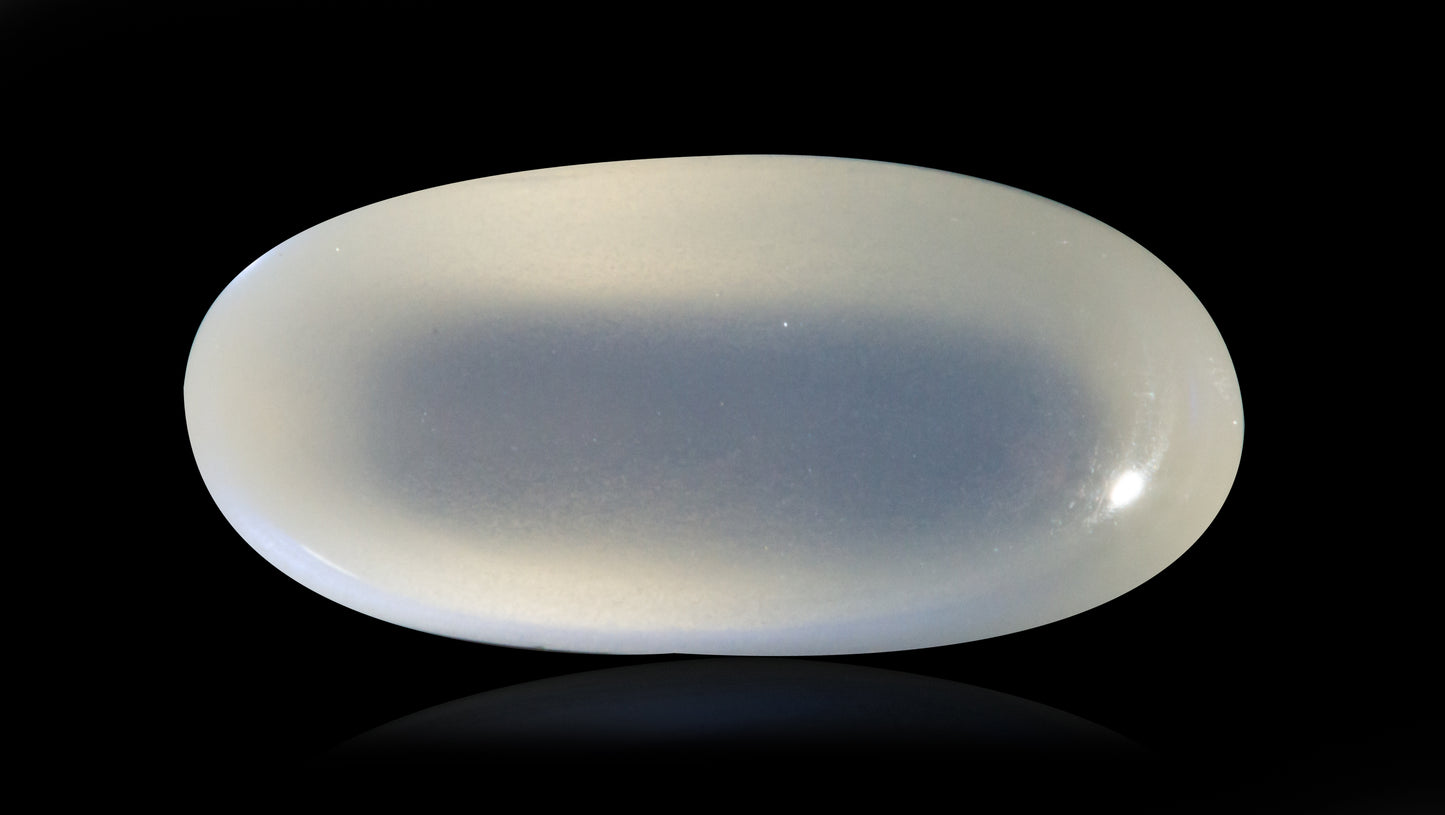 NATURAL MOON STONE 7.68 CARATS