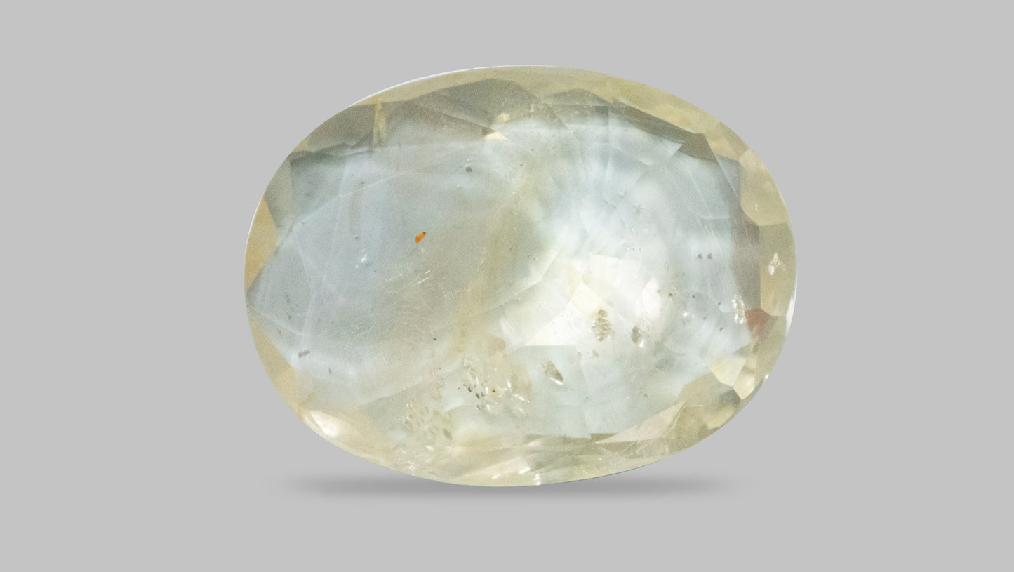Natural Yellow Sapphire (Pukhraj) 4.75 Carats