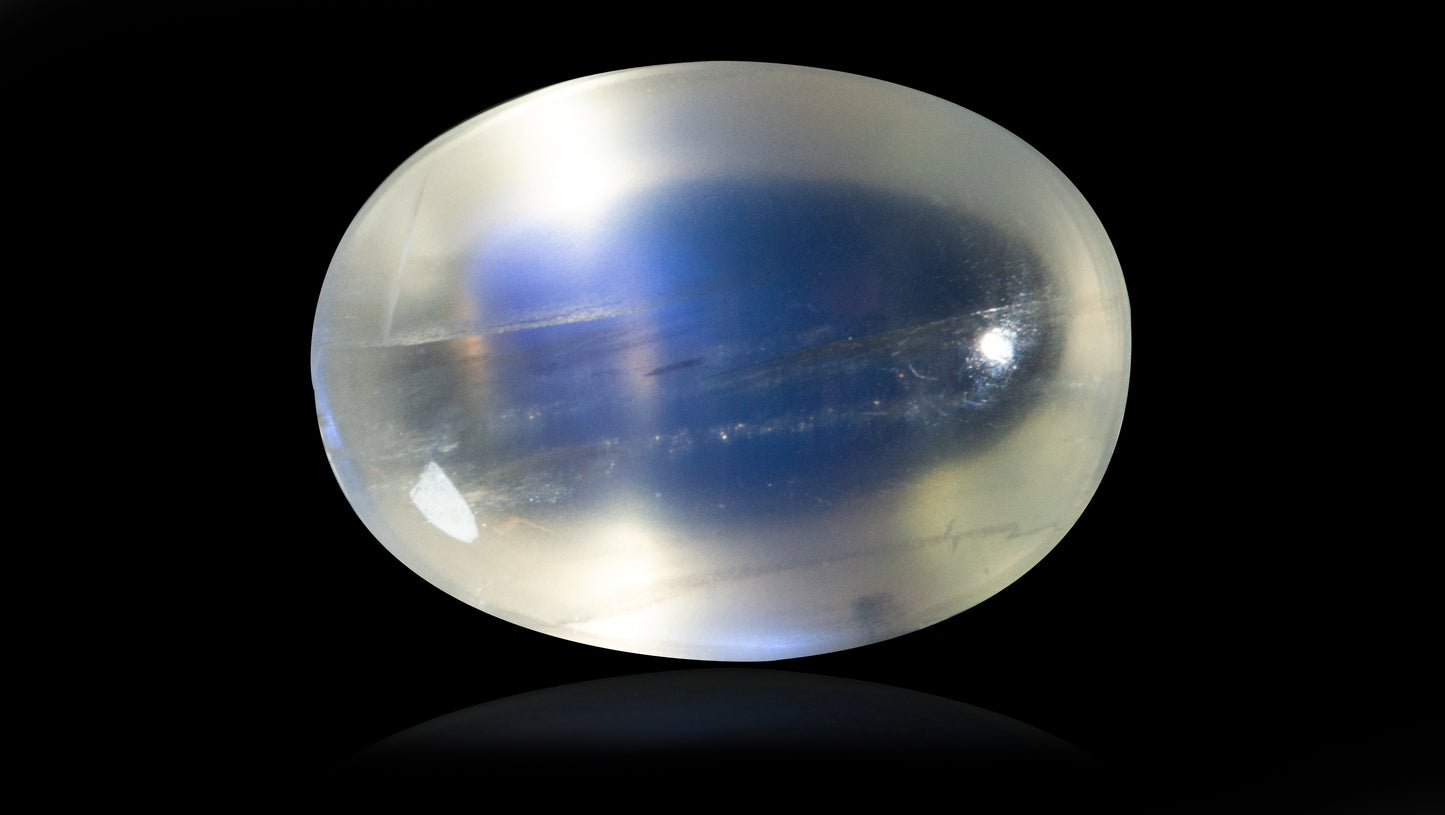 NATURAL MOONSTONE 8.39 CARATS