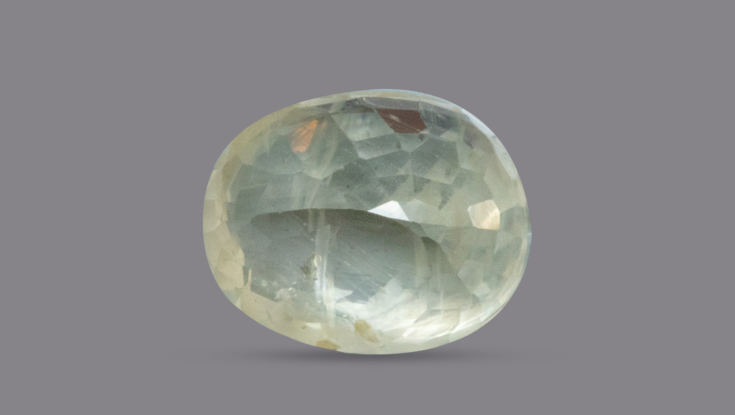 NATURAL YELLOW SAPPHIRE (PUKHRAJ) 4.60 CARATS