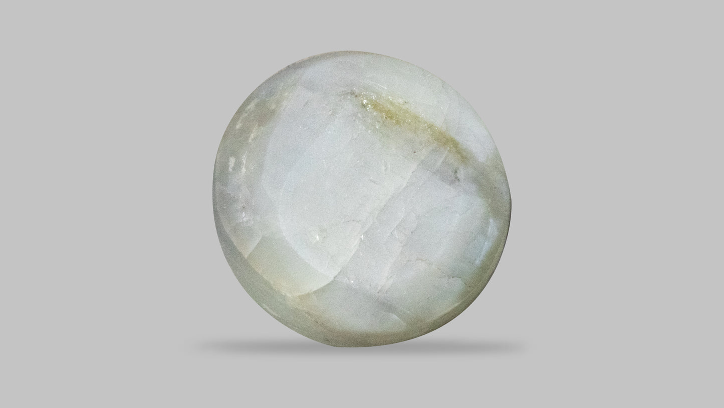 Natural Cat'S Eye (Lehsuniya) 7.81 Carats