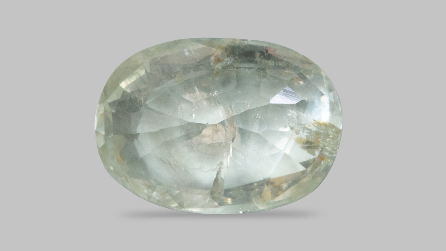 NATURAL YELLOW SAPPHIRE (PUKHRAJ) 6.71 CARATS