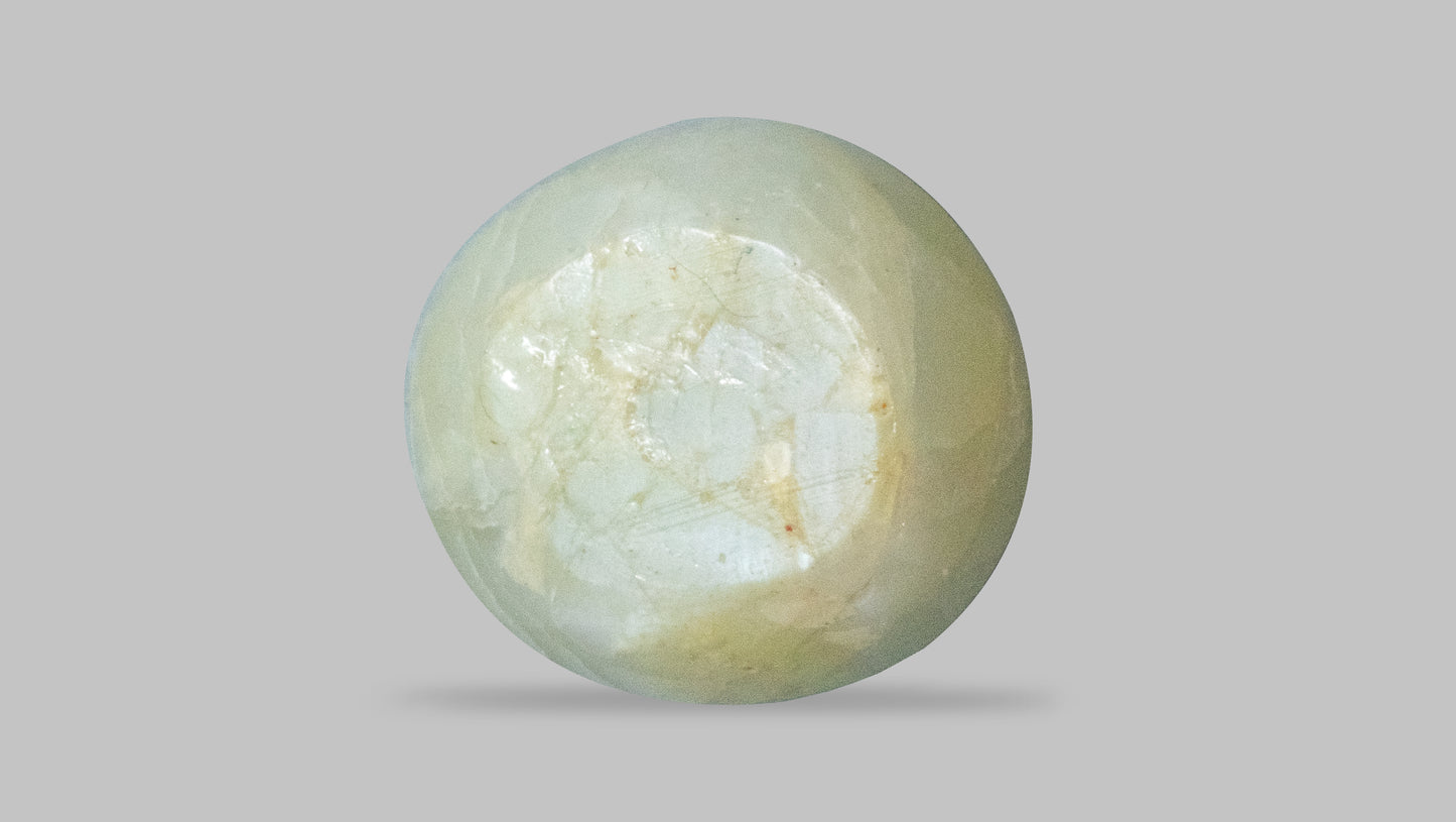 Natural Cat'S Eye (Lehsuniya) 5.47 Carats