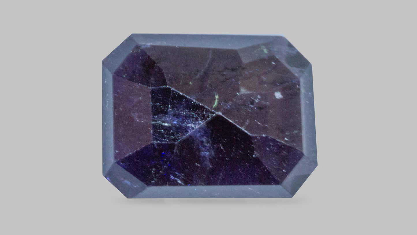 NATURAL IOLITE(NEELI) 3.13 CARATS
