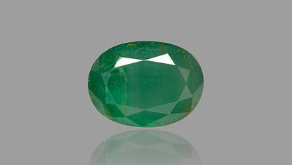 Minor Oil Natural Zambian Emerald (Panna) 13.99 Carats