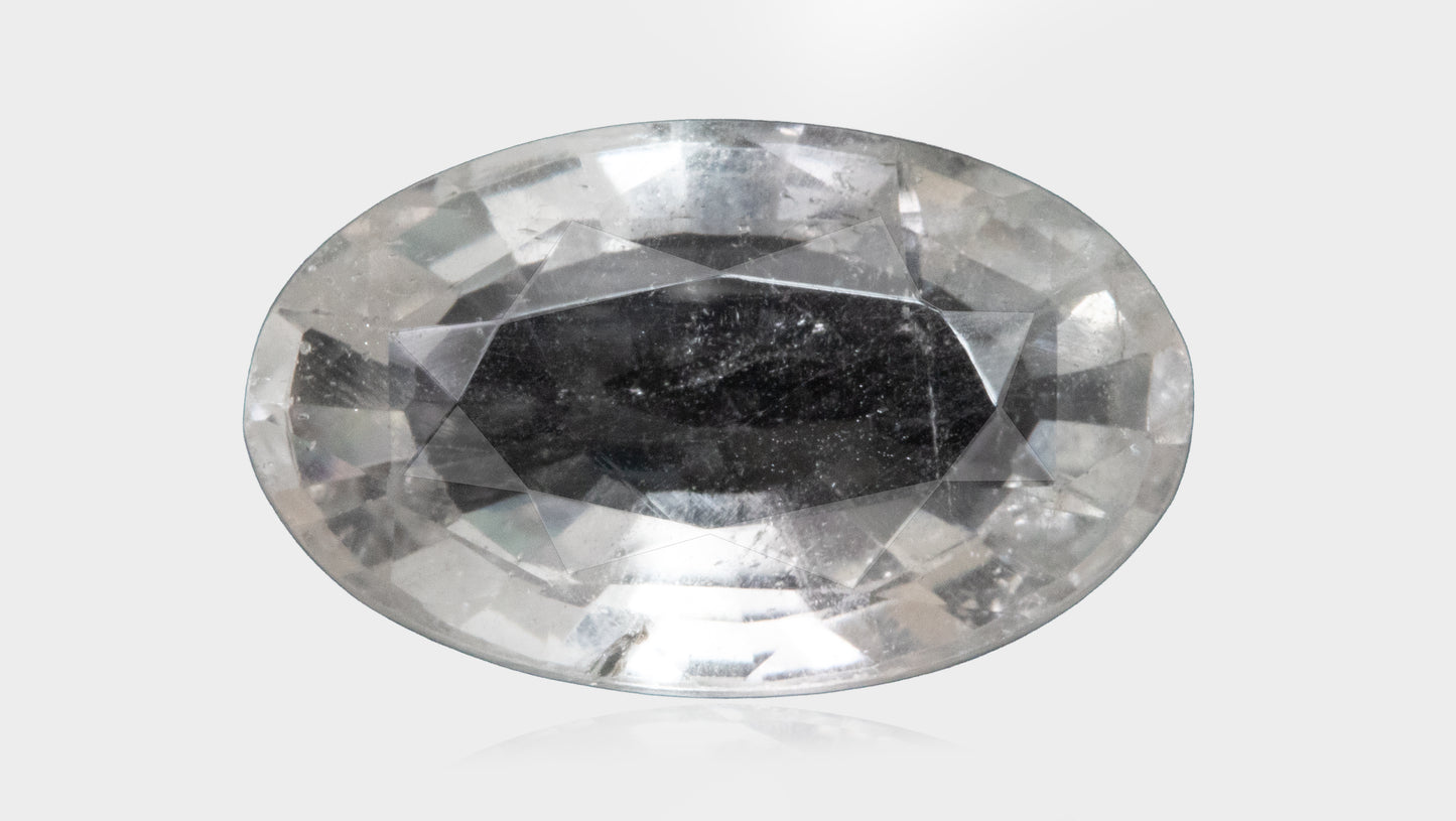 WHITE TOPAZ 5.88 CARATS