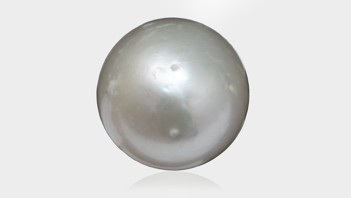 South Sea Pearl 8.81 Carats