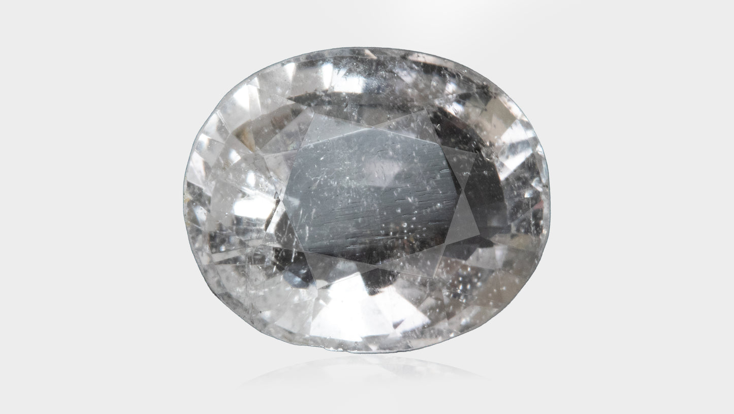 WHITE TOPAZ 5.82 CARATS