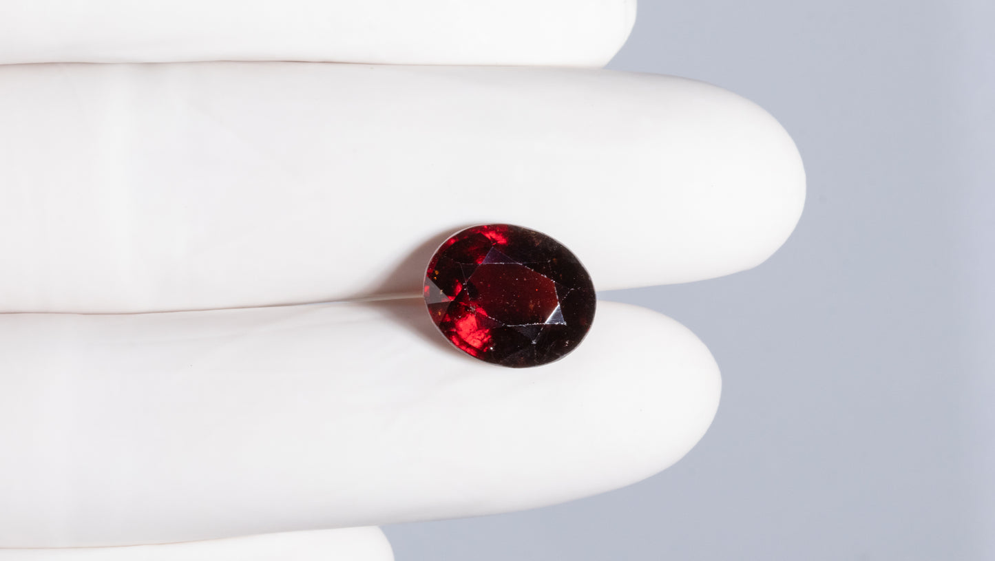 NATURAL HESSONITE (GOMED) 8.77 CARATS