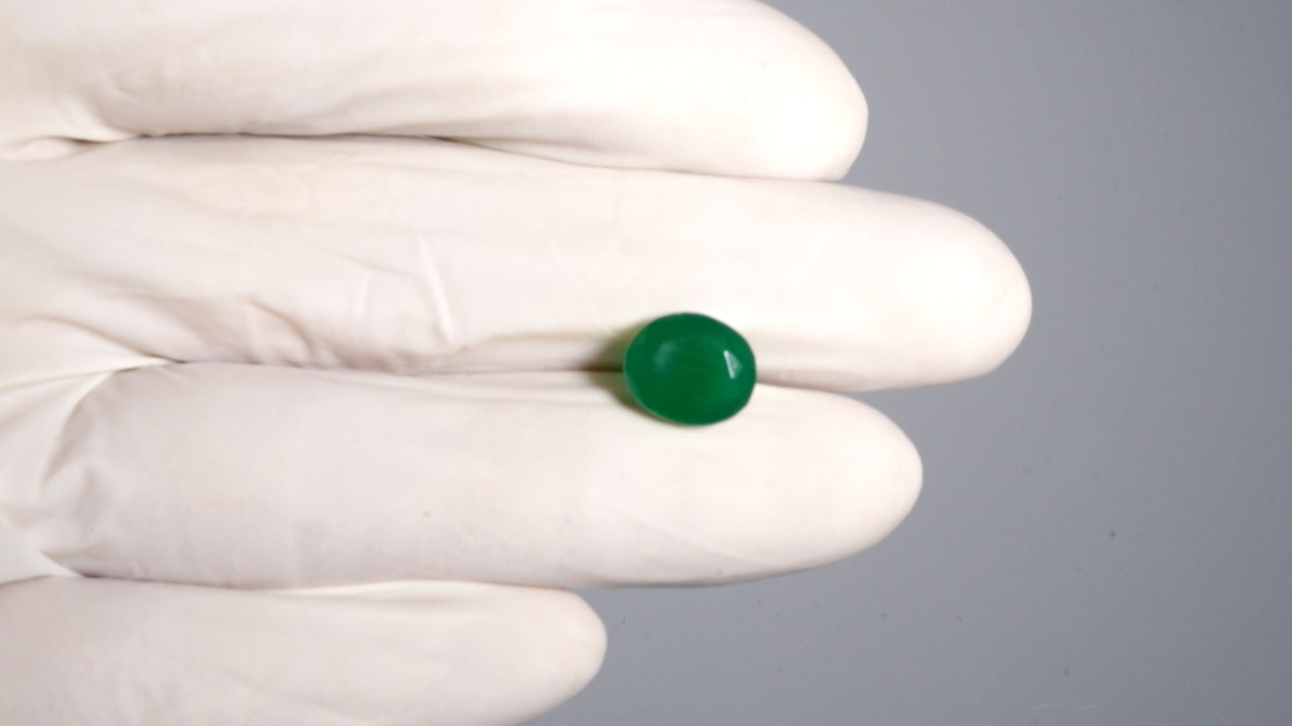 GREEN ONYX 5.00 CARATS