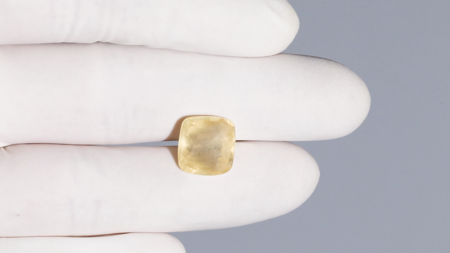 NATURAL YELLOW SAPPHIRE (PUKHRAJ) 9.15 CARATS
