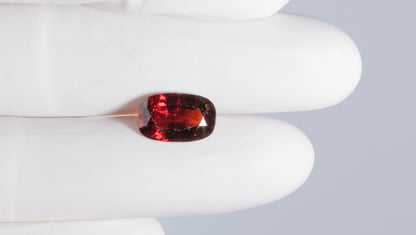 NATURAL HESSONITE (GOMED) 5.71 CARATS