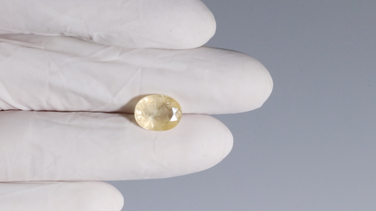 NATURAL YELLOW SAPPHIRE (PUKHRAJ) 6.39 CARATS