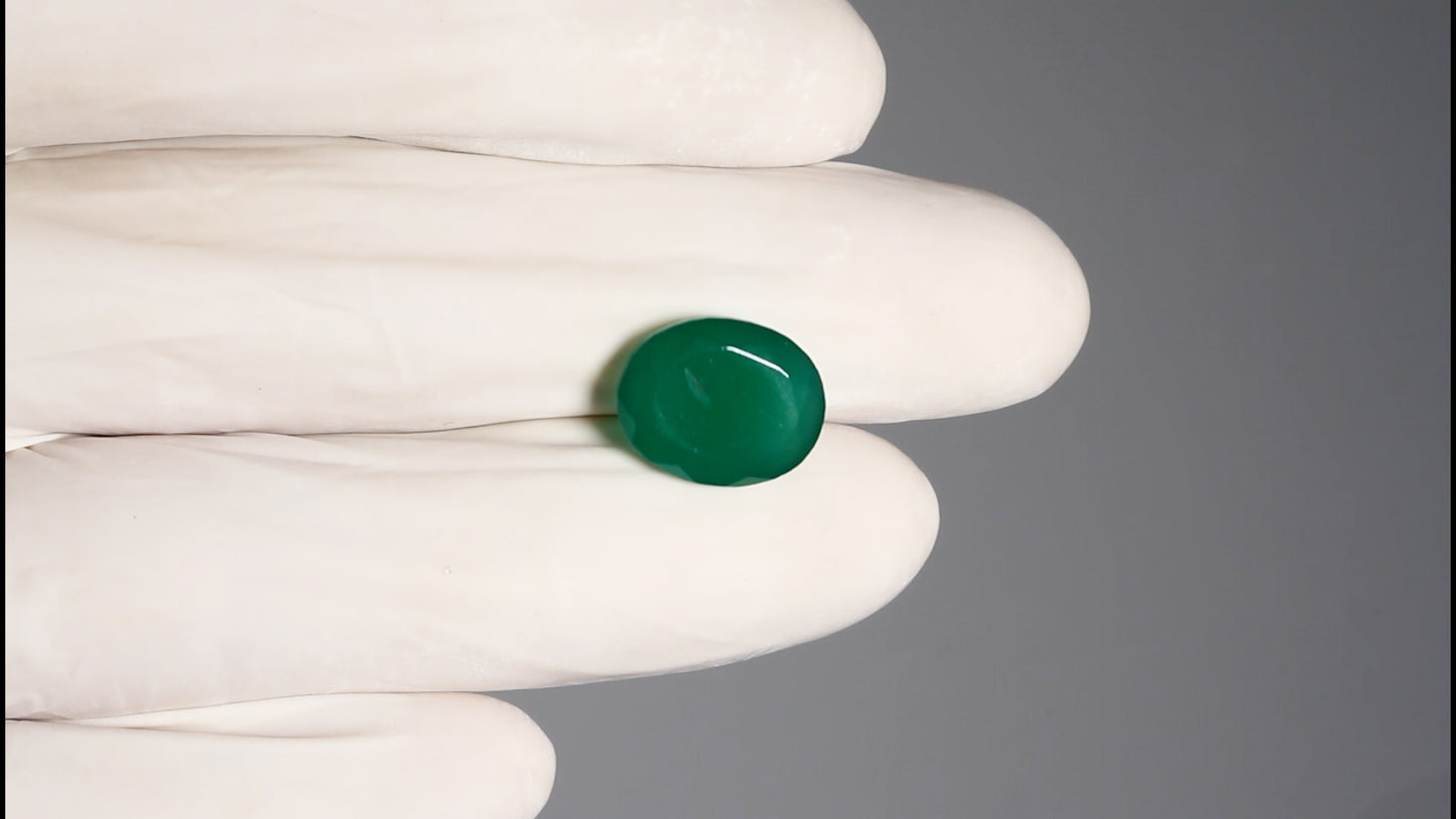 GREEN ONYX 8.64 CARATS