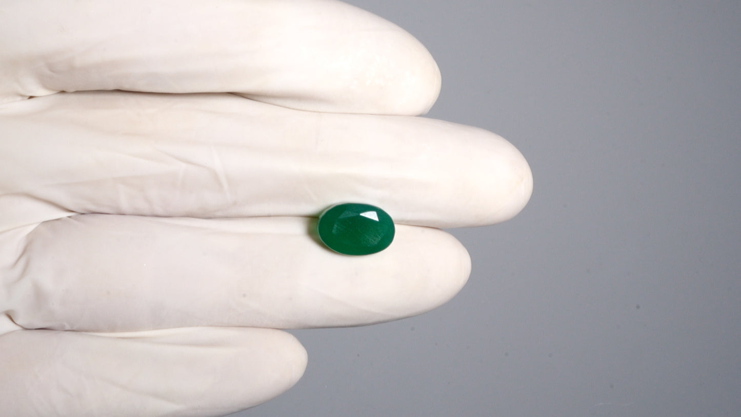 GREEN ONYX 4.76 CARATS