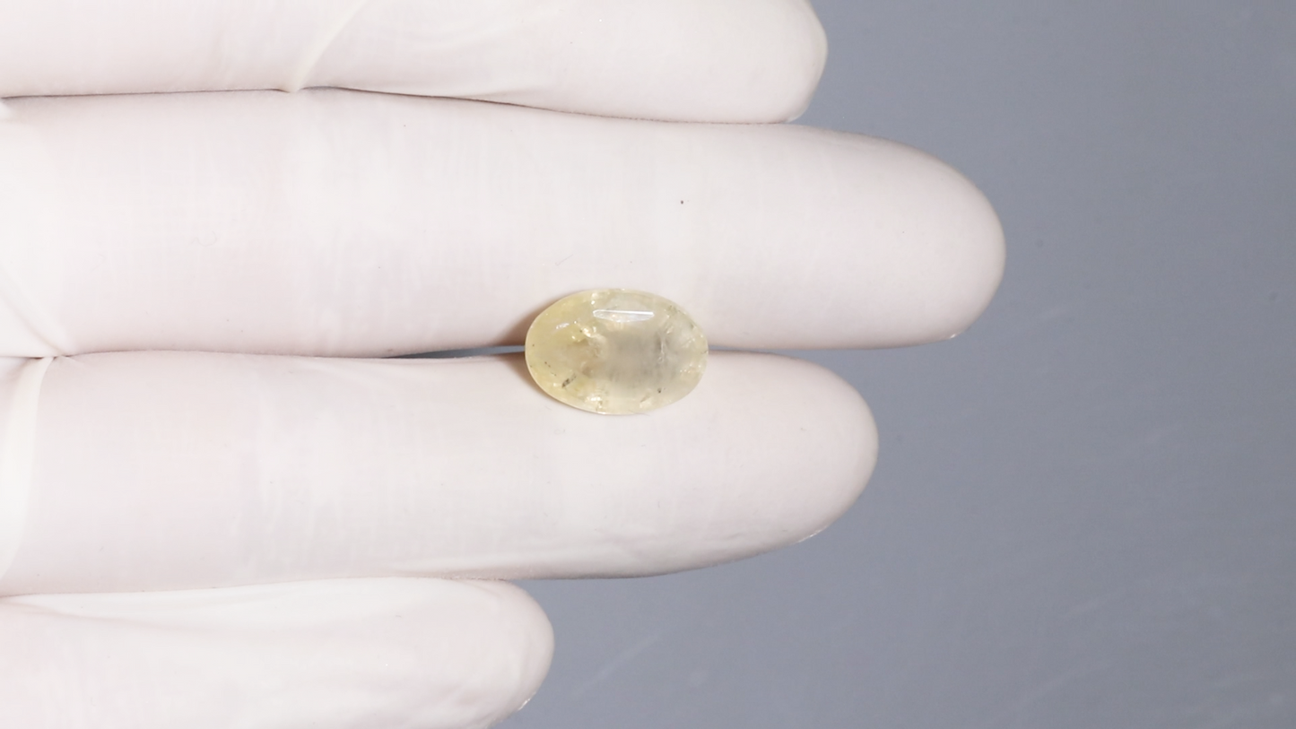 Natural Yellow Sapphire (Pukhraj) 8.26 Carats
