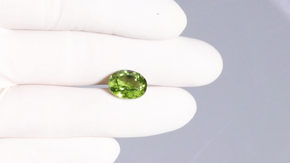 NATURAL PERIDOT 7.14 CARATS