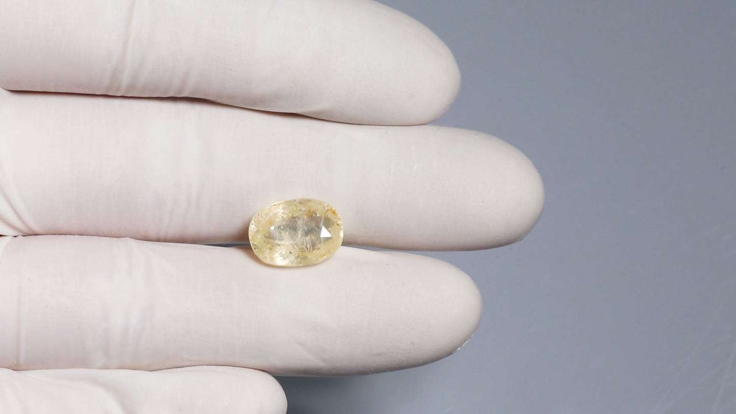 Natural Yellow Sapphire (Pukhraj) 8.33 Carats