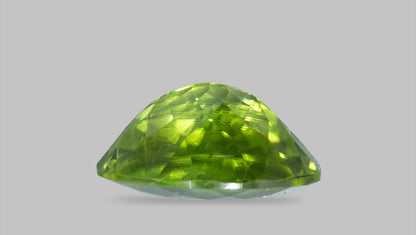 NATURAL PERIDOT 4.89 CARATS