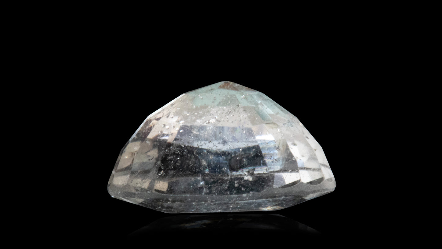 WHITE TOPAZ 3.96 CARATS
